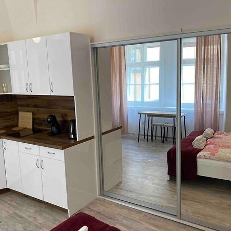 Studio In Gothic House, 50M To The Old Town Square Prague Luaran gambar